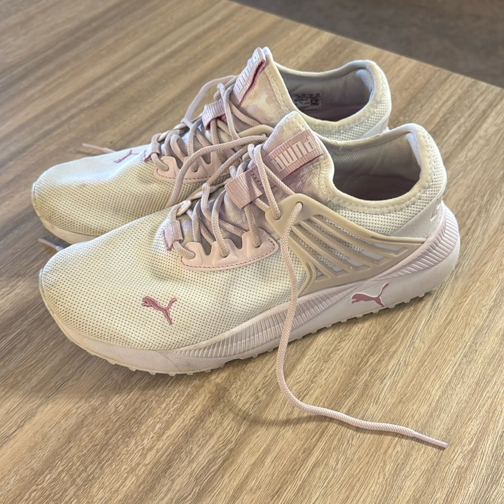 PUMA Women’s Tennis Shoes